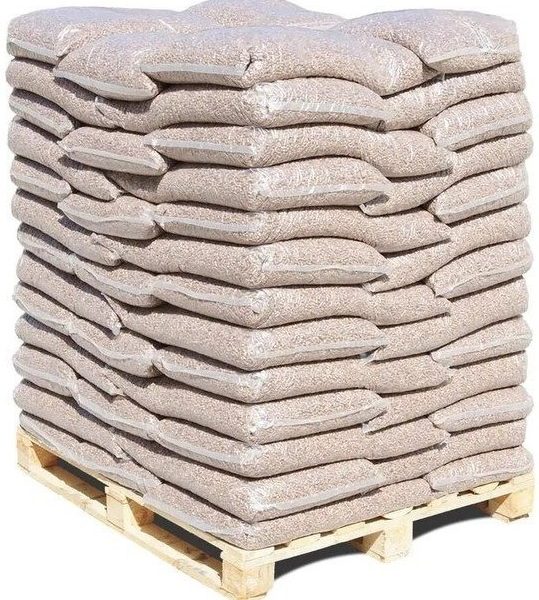 Hartholzpellets Eiche ENplusA1 – 975 kg (65 x 15 kg Säcke)